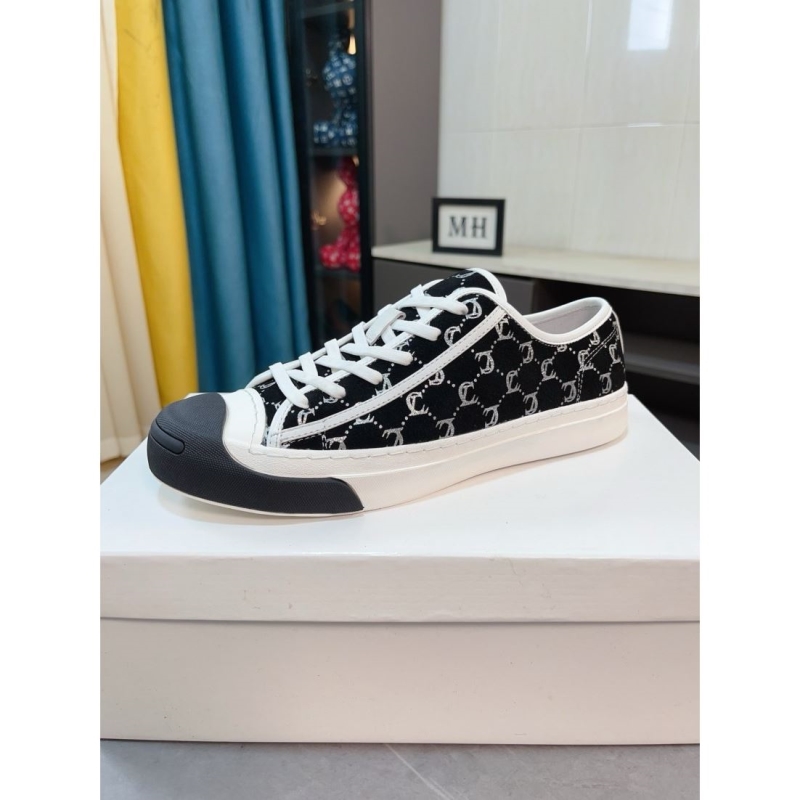 G*u*i casual shoes